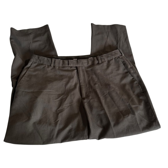 Izod Men's Gray Slack Pants - Picture 1 of 3